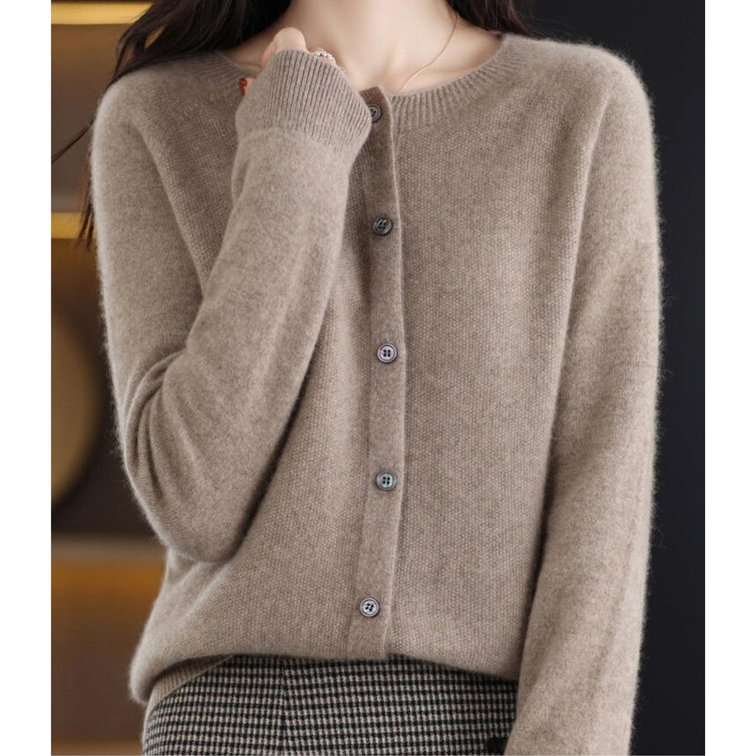 Anna | Pure Merino Wool Women's V-Neck Knitted Sweater
