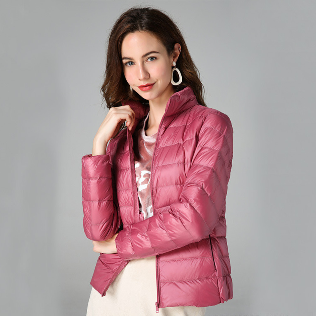 Myra | Ultra-light down jacket with sophisticated pleats