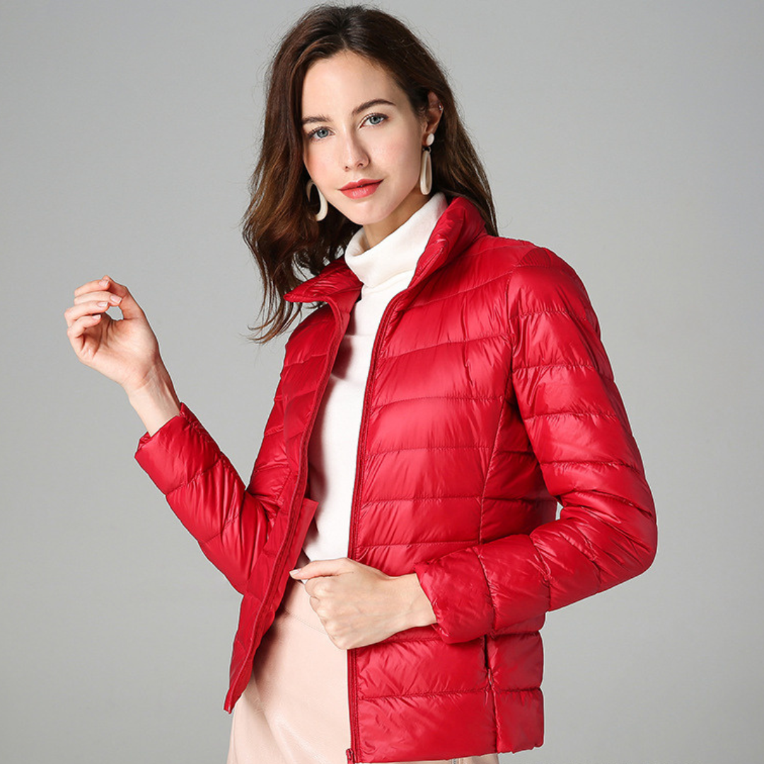 Myra | Ultra-light down jacket with sophisticated pleats