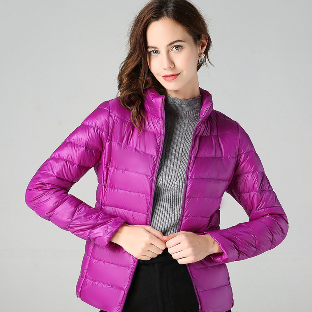 Myra | Ultra-light down jacket with sophisticated pleats