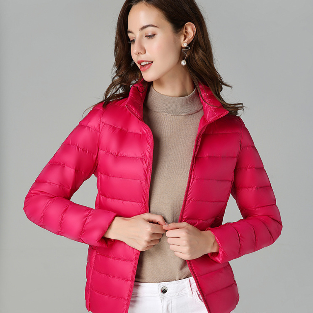 Myra | Ultra-light down jacket with sophisticated pleats