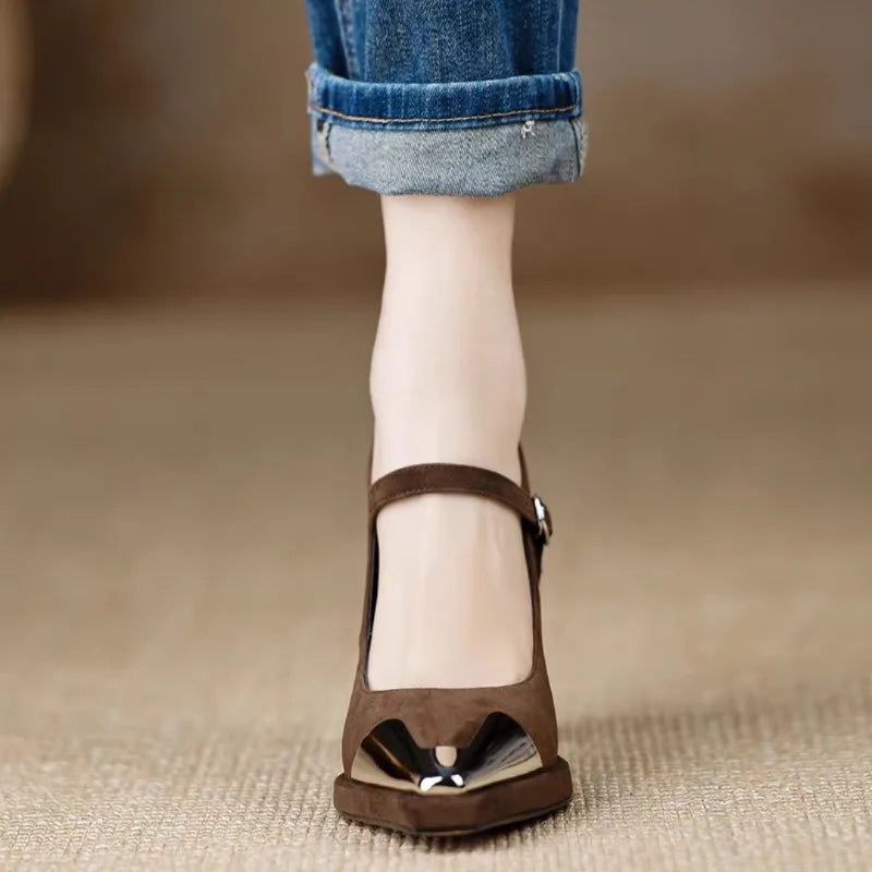 Mora | Elegant Mary Janes